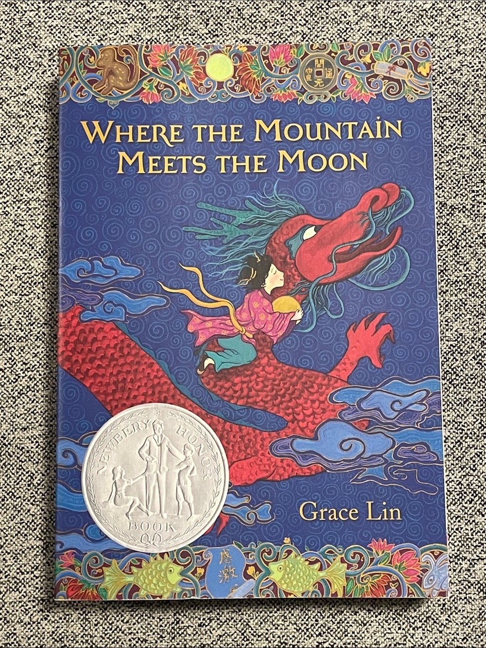 Where the Mountain Meets the Moon by Grace Lin Paperback Book Kids Fiction EUC
